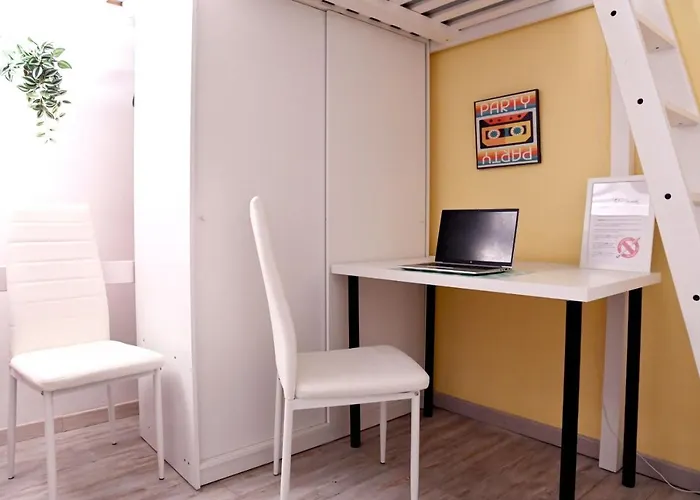 Lucca 22 Guest house Milan